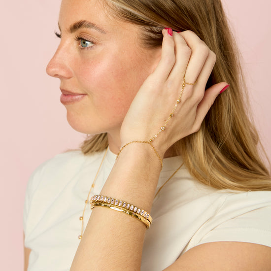 Madeleine Hand Chain Pink & Gold